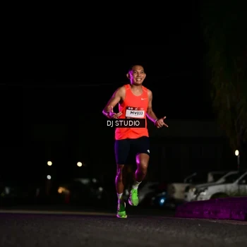 Runner Photo 7883496