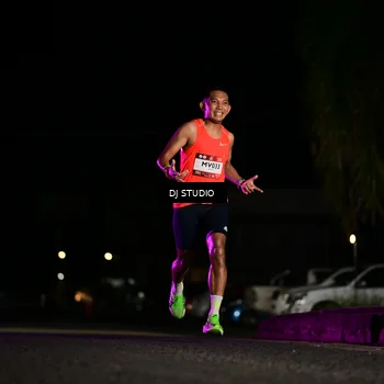 Runner Photo 7883504
