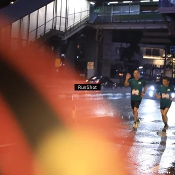 Runner Photo 7883506
