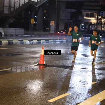Runner Photo 7883516