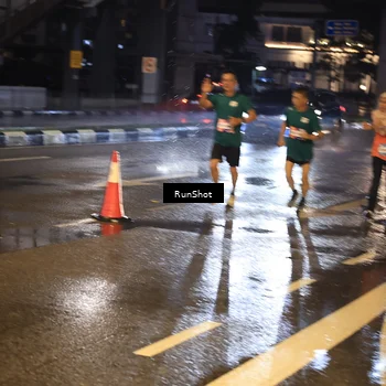 Runner Photo 7883517