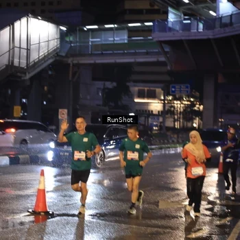 Runner Photo 7883526