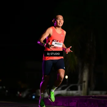 Runner Photo 7883532