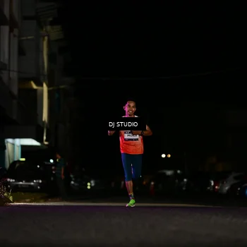 Runner Photo 7883550