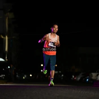 Runner Photo 7883560