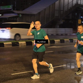 Runner Photo 7883568