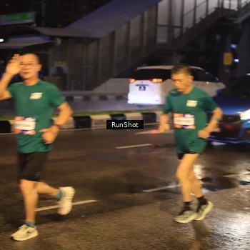 Runner Photo 7883583
