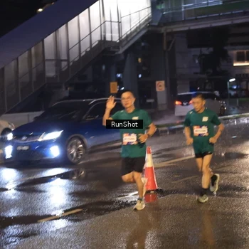 Runner Photo 7883586