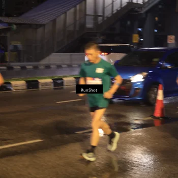 Runner Photo 7883589