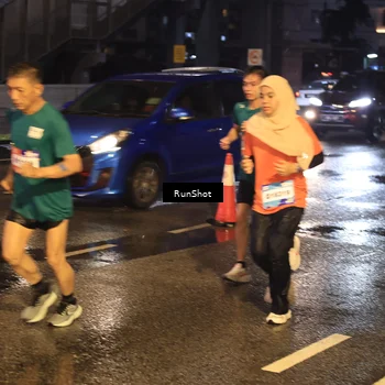 Runner Photo 7883592
