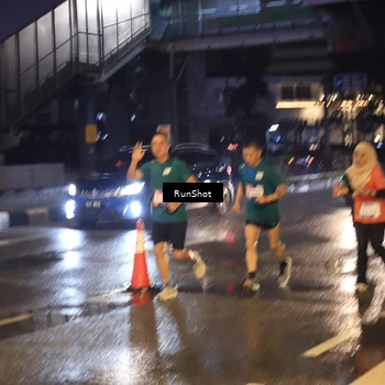 Runner Photo 7883604