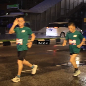 Runner Photo 7883608
