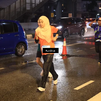 Runner Photo 7883613