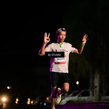 Runner Photo 7883635