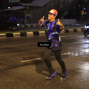 Runner Photo 7883657