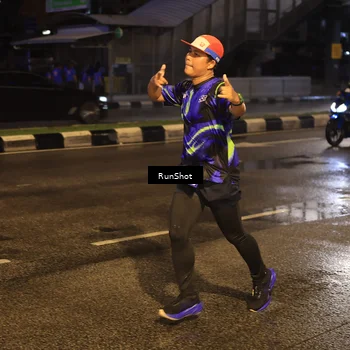 Runner Photo 7883658
