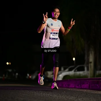 Runner Photo 7883664