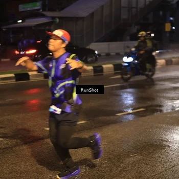Runner Photo 7883669