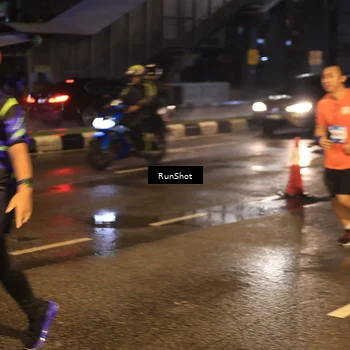 Runner Photo 7883670