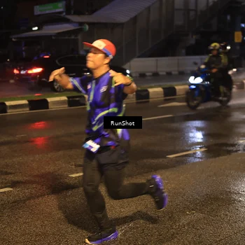 Runner Photo 7883676