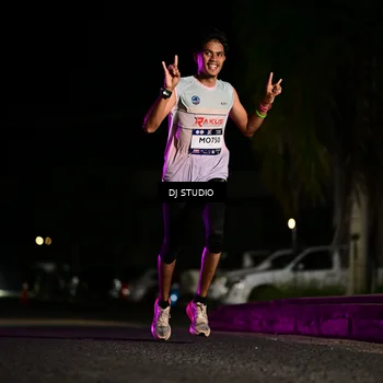 Runner Photo 7883681