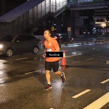 Runner Photo 7883689