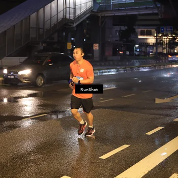Runner Photo 7883695