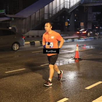 Runner Photo 7883702