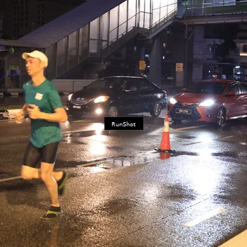 Runner Photo 7883709
