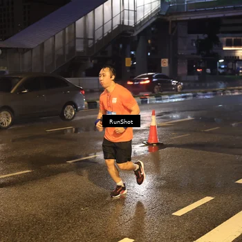 Runner Photo 7883719