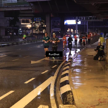 Runner Photo 7883730
