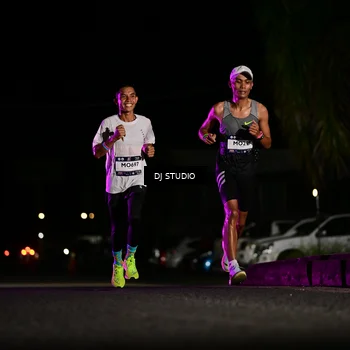 Runner Photo 7883748