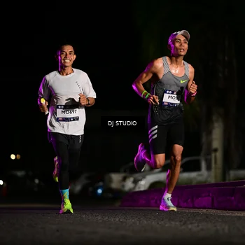 Runner Photo 7883758