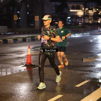 Runner Photo 7883769
