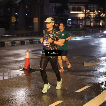 Runner Photo 7883770