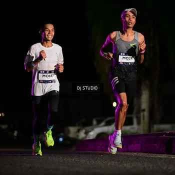 Runner Photo 7883773