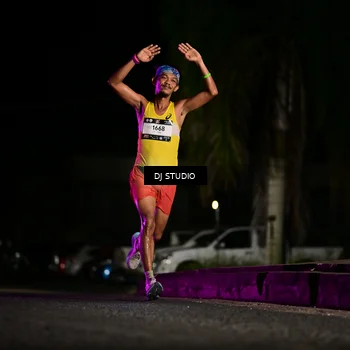 Runner Photo 7883785