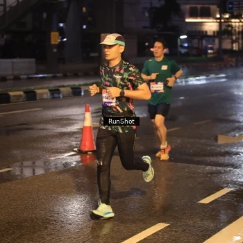 Runner Photo 7883787