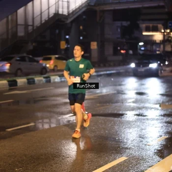 Runner Photo 7883806