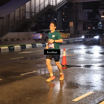 Runner Photo 7883812