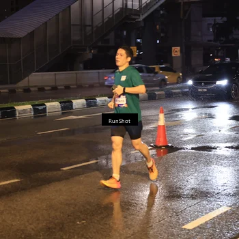 Runner Photo 7883815