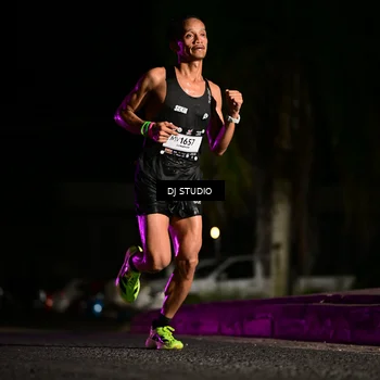 Runner Photo 7883816