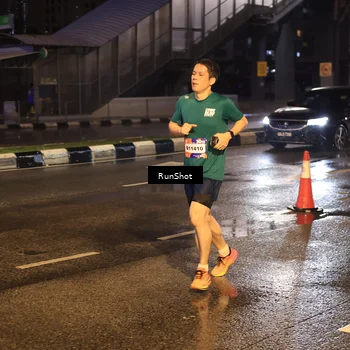 Runner Photo 7883829
