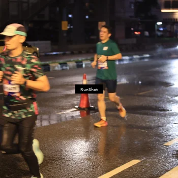 Runner Photo 7883831