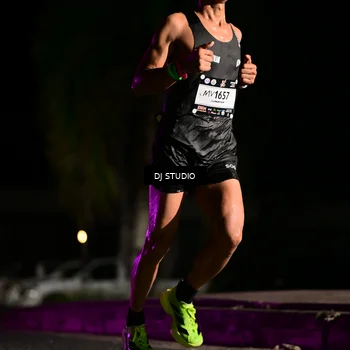 Runner Photo 7883841
