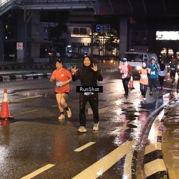 Runner Photo 7883847