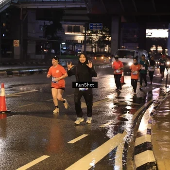 Runner Photo 7883848