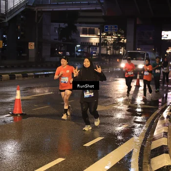 Runner Photo 7883849
