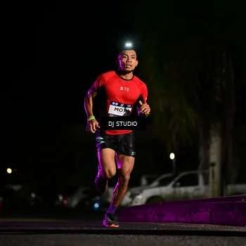 Runner Photo 7883856