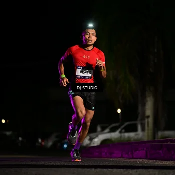 Runner Photo 7883859